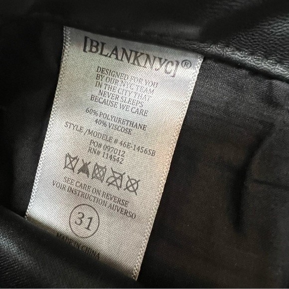 BLANK NYC The Varick Faux Leather Kick Flare Pants Black Size 31 - Picture 6 of 14